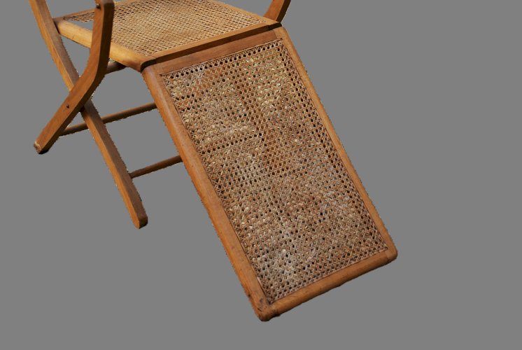 Chaise longue cannée XIXème siècle de style colonial