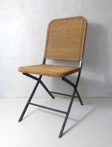 chaise pliante vintage en rotin et métal