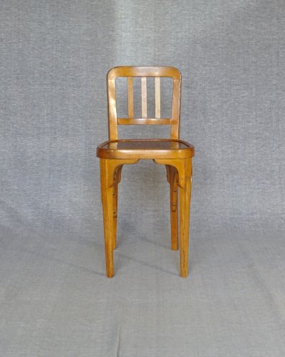 Chaise pour "machine à coudre", Bois-courbé Horgen Glarus, Suisse 1950 No Thonet