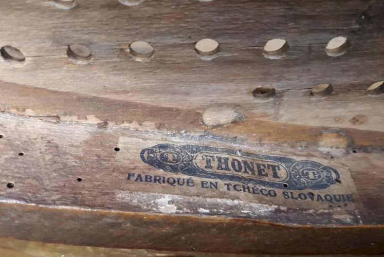 Chaise Thonet bois courbé ref534