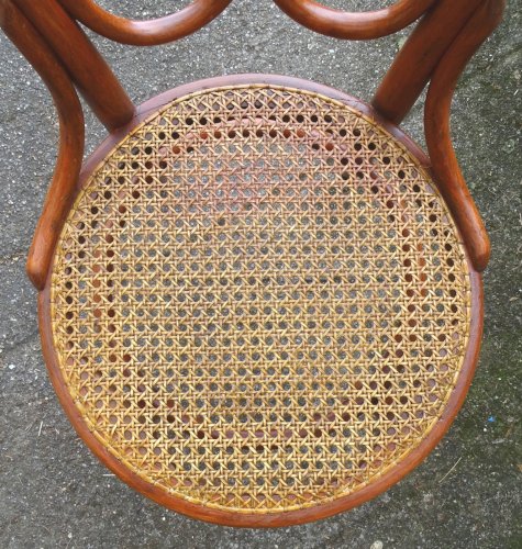 Chaise Thonet N°20 OMEGA, vers 1890 cannée