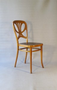 Thonet Chair No. 642, 1910 "light walnut"