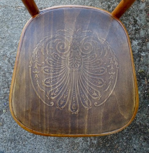 Chaise Thonet N°642 , 1910 "noyer clair"
