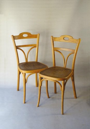 Chaises Bistrot KOHN N°187, vers 1905 , assise à 5 fleurs de Lys, no Thonet