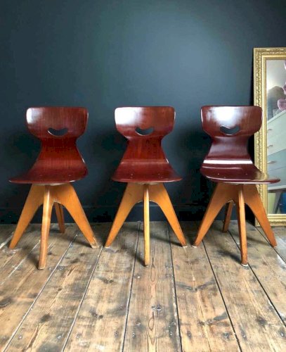 Chaises vintage Smile de Adam Stegner, sièges anciens design