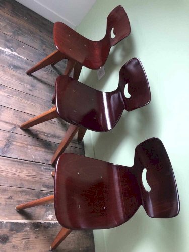 Chaises vintage Smile de Adam Stegner, sièges anciens design
