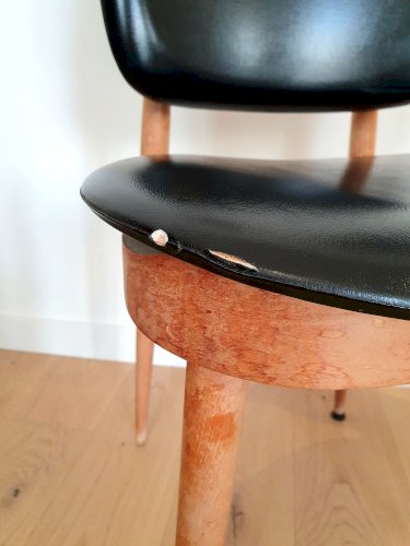 Chaises vintagespégase par Pierre Gurariche / Baumann