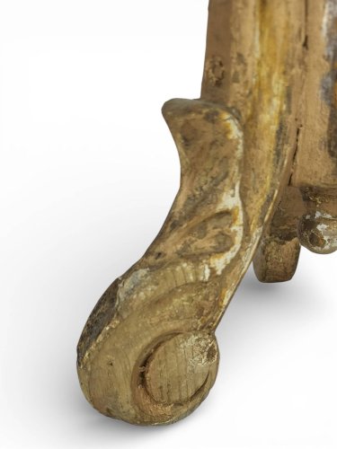 Chandelier en bois doré