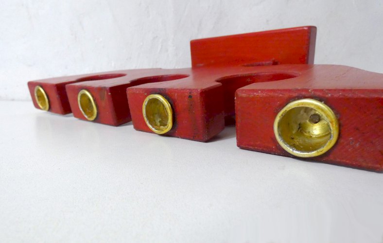 chandelier en bois peint vintage style scandinave