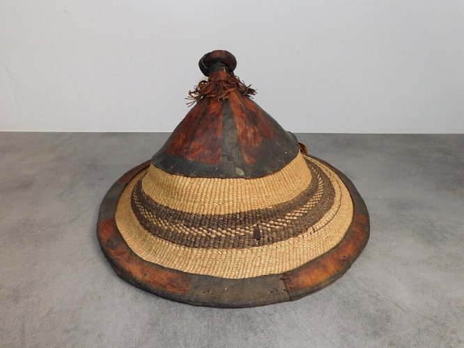 CHAPEAU ANCIEN AFRICAIN DE 37.5 CM DE DIAMETRE N°2