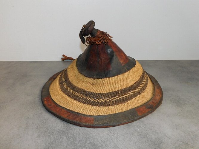 CHAPEAU ANCIEN AFRICAIN DE 37.5 CM DE DIAMETRE N°2