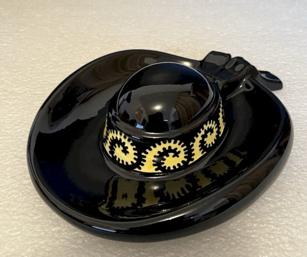 Chapeau breton vide poche cendrier  Quimper  C Bernard bretagne vintage faience