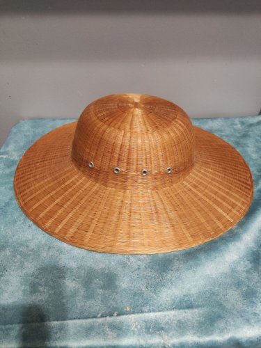 Chapeau colonial en rotin, des années 60-70
