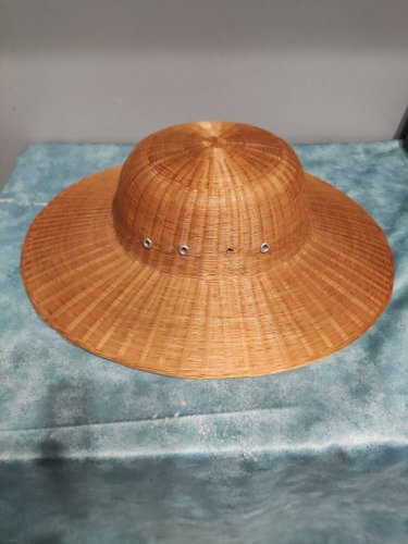 Chapeau colonial en rotin, des années 60-70