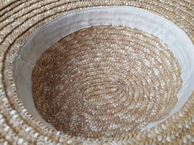Chapeau de paille canotier