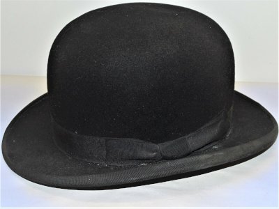 -CHAPEAU MELON ANCIEN THE AIRE Fabriqué pour A CHABENAT COGNAC