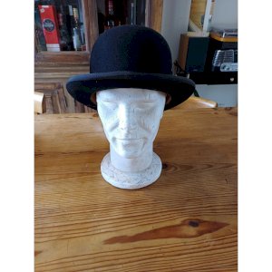 Top Hat Segrest Hatter Paris