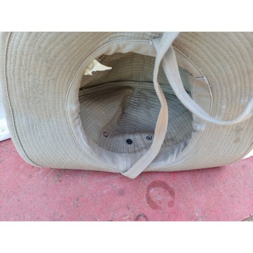 Chapeau Militaria Indochine , Vietnam , etc ..............