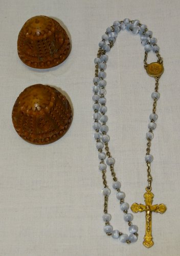 -CHAPELET ARGENT Poinçon CRABE PERLES de VERRE  dans sa BOITE OEUF en COROZO   D
