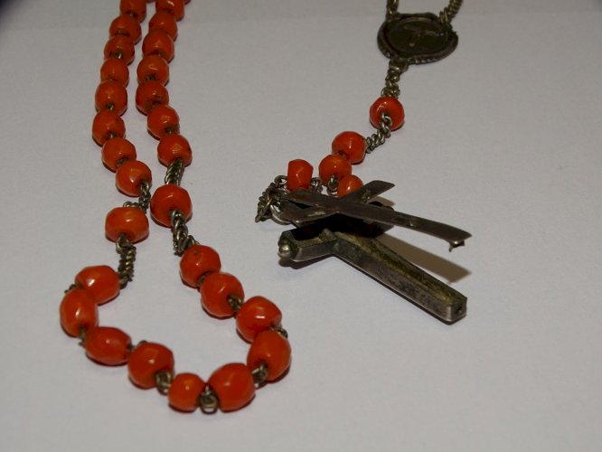 - CHAPELET RELIQUAIRE ARGENT ANCIEN PERLES de CORAIL SANS RELIQUE RELIGION   D