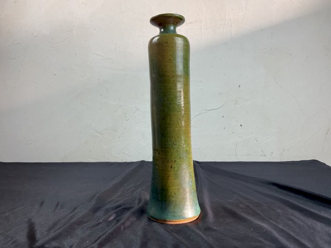 CHARLES CHIVILO - Vase rouleau Céramique Vernissée .