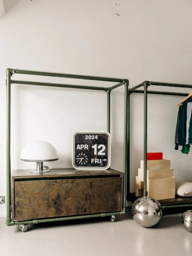 Charlie, le portant en métal N°109