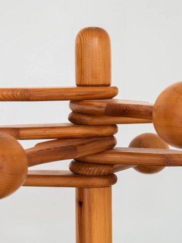 Charlie, le porte-manteau en bois N°138