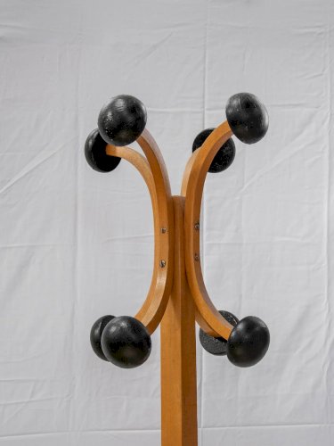 Charlie, le porte-manteau en bois N°139