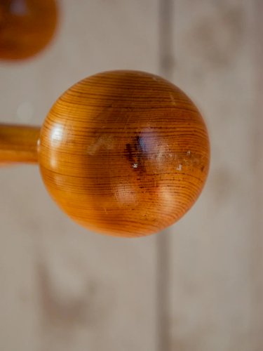 Charlie, le porte-manteau en bois N°168