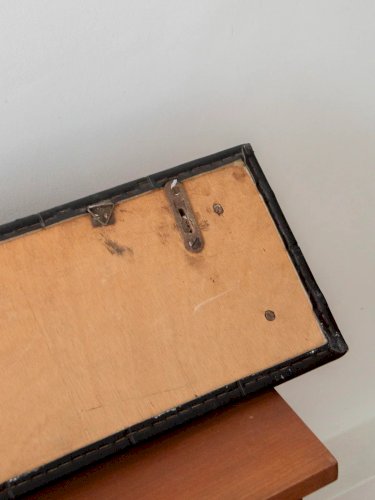 Charlie, le porte-manteau en simili-cuir N°182