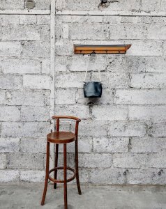 Charlie, le porte-manteau mural N°40