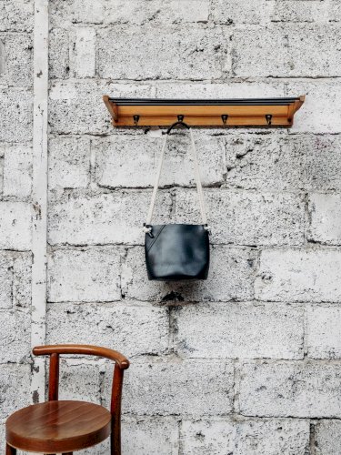 Charlie, le porte-manteau mural N°40