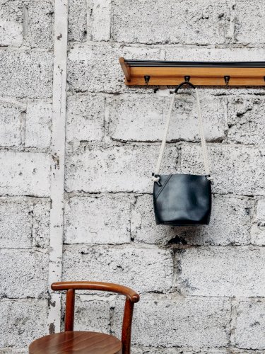 Charlie, le porte-manteau mural N°40