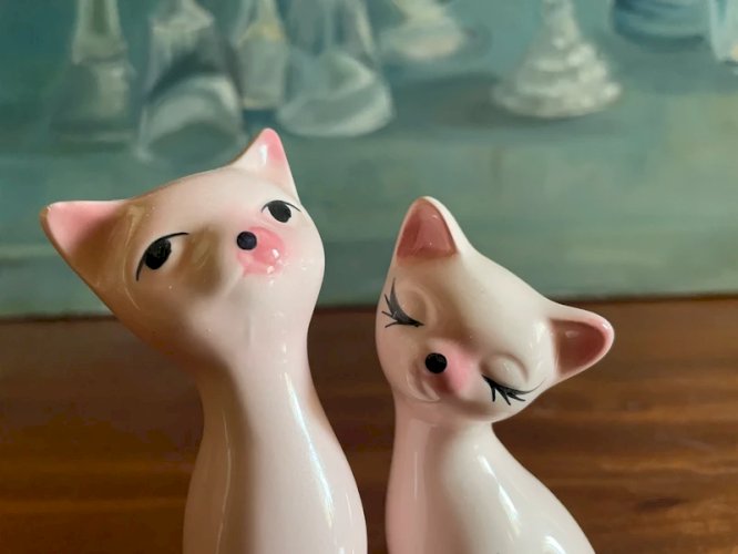 Chats en céramique vintage