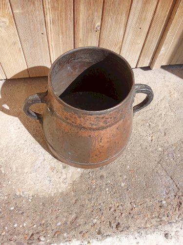 Chaudron ancien du xix siècle en cuivre massif