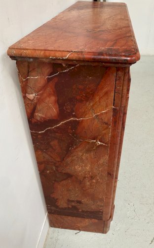Cheminée Louis Philippe en marbre de breche rouge XIX siècle