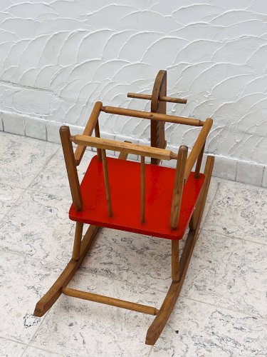 Cheval à bascule années 80