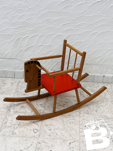 Cheval à bascule années 80