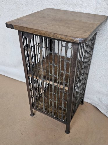 Chevet - guéridon en fer forgé et teck