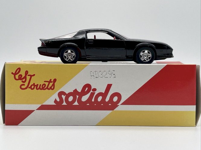 Chevrolet Camaro (1983) 1/43 Solido