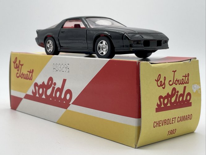 Chevrolet Camaro (1983) 1/43 Solido