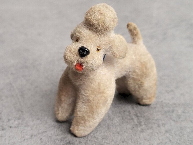CHIEN CANICHE GRIS CARL M WEST GERMANY VINTAGE