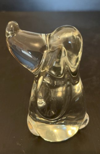 chien teckel basset en pate de verre presse papier décoration vintage verrerie