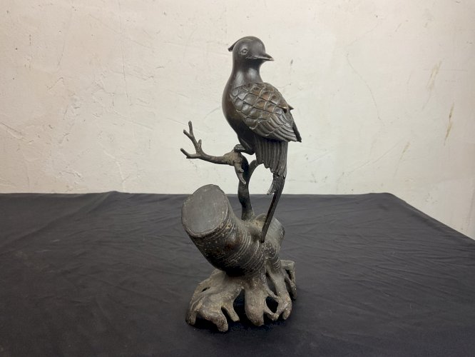CHINE ANCIENNE BRULE PARFUM SCULPTURE OISEAUX DU PARADIS EN BRONZE .