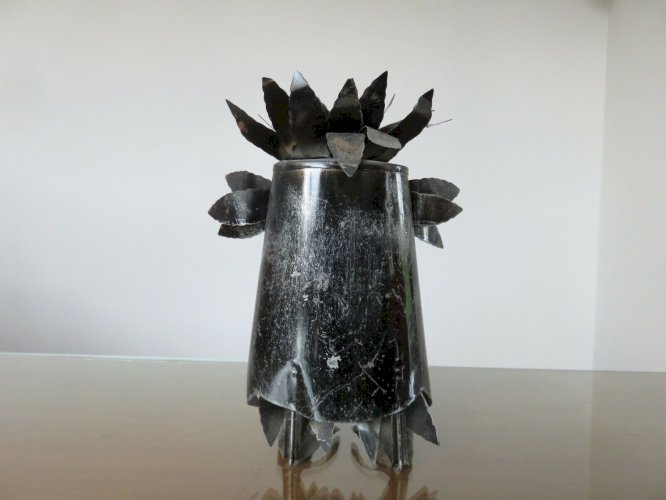 CHOUETTE, HIBOU BRUTALISTE EN TOLE NOIRCIE STYLE CURTIS JERE ANNEES 60 70