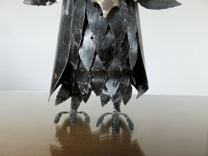 CHOUETTE, HIBOU BRUTALISTE EN TOLE NOIRCIE STYLE CURTIS JERE ANNEES 60 70