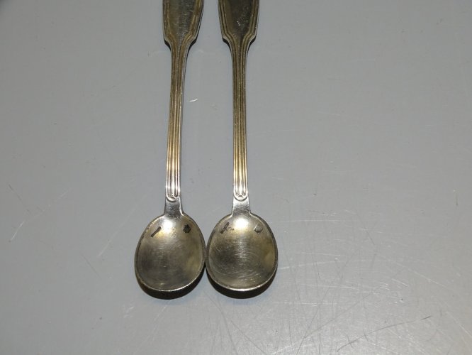 -CHRISTOFLE 2 PETITES CUILLERES METAL ARGENTE pour SALERONS COLLECTION   D