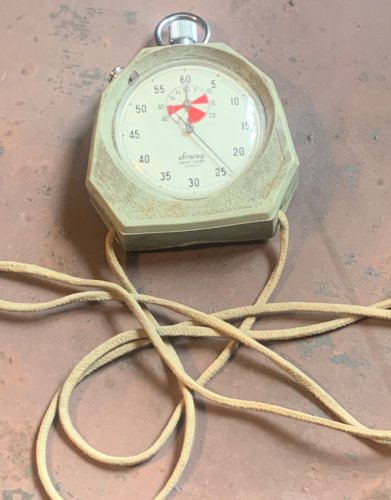 chronomètre à aiguille ofrarep vintage fonctionne très bel état
