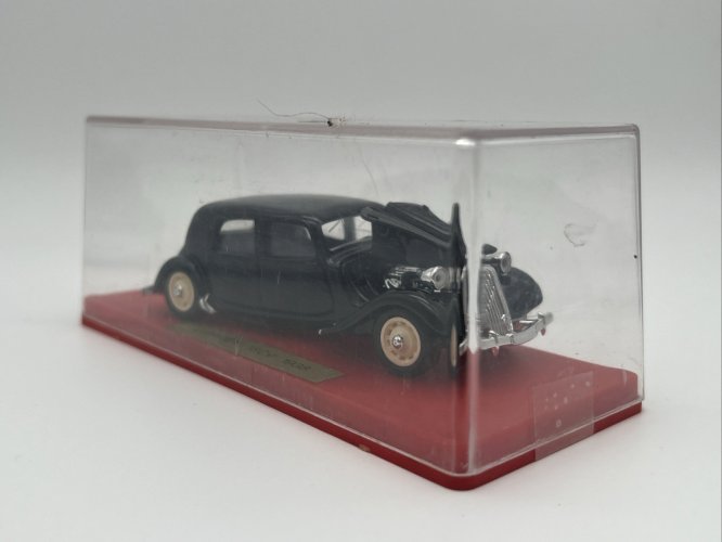 Citroën 15CV (1938) 1/43 Solido
