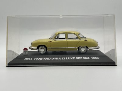 Panhard Dyna Z 1 Luxe Special (1954) 1/43 Atlas